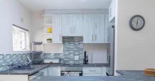 Shaka's Rock Apartamento | The Beacon 67