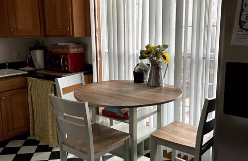 Fancy Gap Casa | The Bear Den