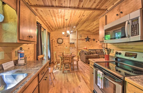 Helen Cabina | ‘The Bear Paw’ at the Sautee Mountain Retreat