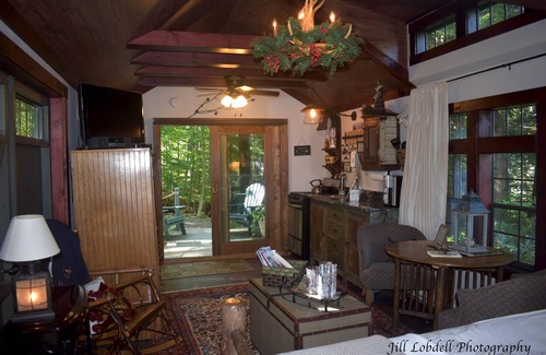 Lake Placid Cabina | The Bear's Den en Mirror Lake Drive en Lake Placid, Nueva York