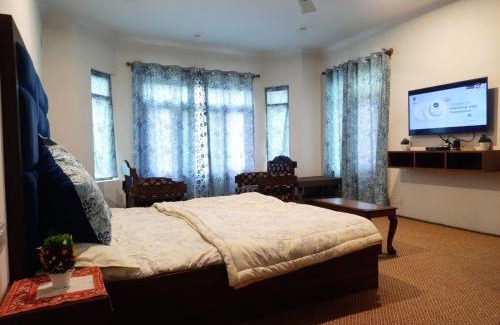 Nishat-Shalimar Casa | The Beauty Inn
