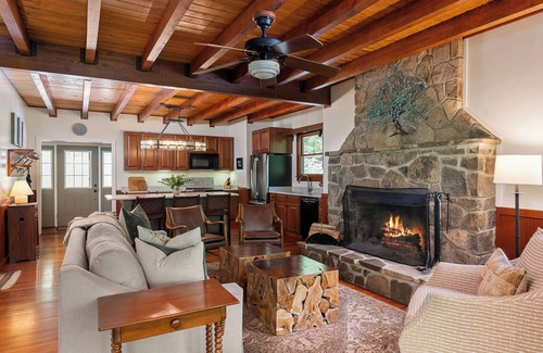 McDowell Casa | The Beaver Falls House: Tranquil 4-bedroom Home Overlooking River & Beaver Falls