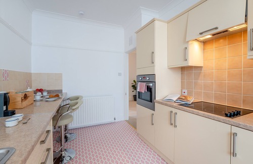 Eastbourne Seafront Apartamento | The Beech - Dos Habitaciones Piso, Capacidad 4