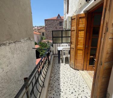 Lesvos Apartamento | The Beehive 2