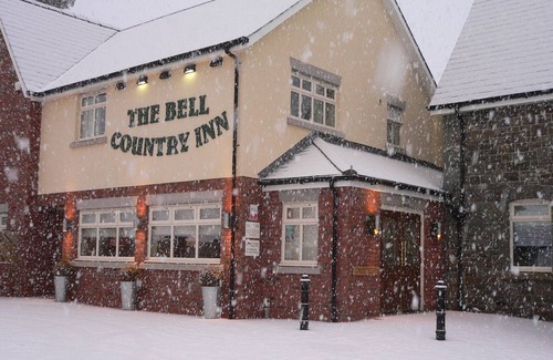 Llanyre Hotel | The Bell Country Inn