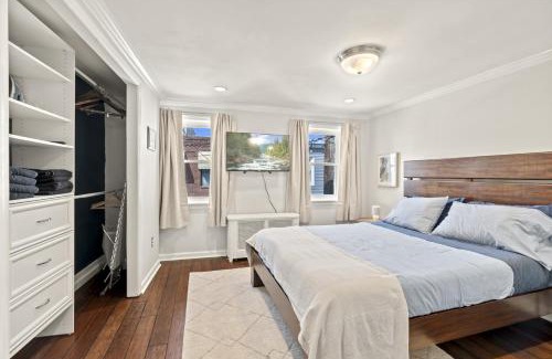 Passyunk Square Casa | The Bella Vista Townhouse