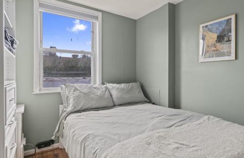 Passyunk Square Casa | The Bella Vista Townhouse