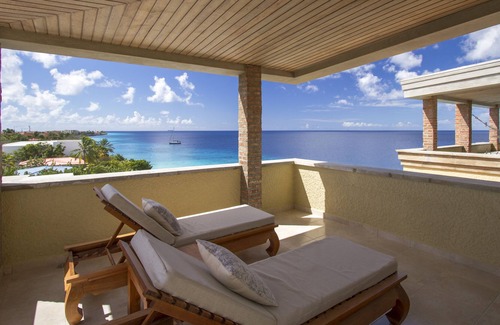 Belnem Apartamento | The Bellafonte - Luxury Oceanfront Hotel