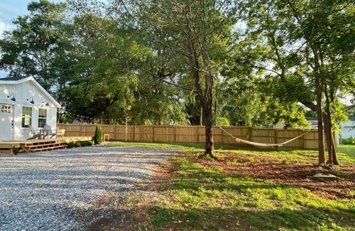 Belmont Cabaña | The Belmont Cottage - 2 bedroom