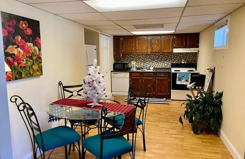 St. Charles Casa | The Below Deck Suite