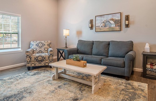 Benton Cabina | The Benton House sleeps 7