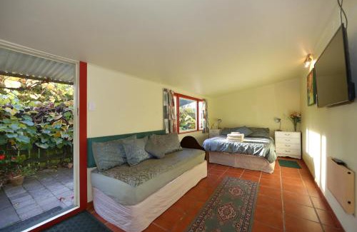 Hastings Casa | The Berry Farm Retreat