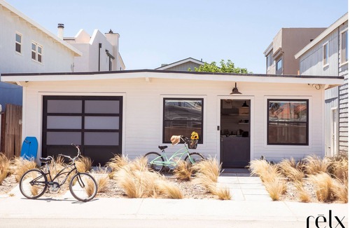 Hollywood Beach Casa | The Best Mid-Century California Beach House! 1/2 block to the Sand!