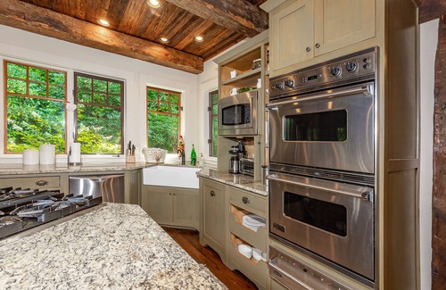 Lake Toxaway Casa | The best of both worlds