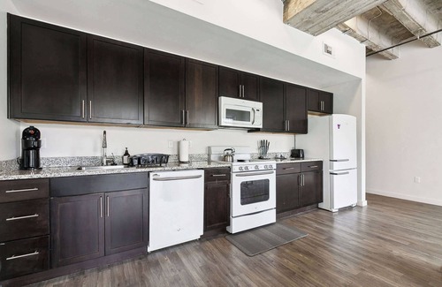 Historic Downtown Baton Rouge Apartamento | The Best of Downtown Living!