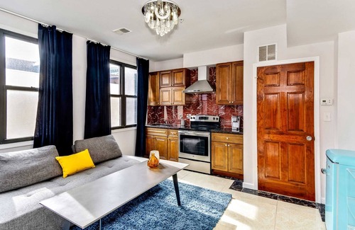 Chinatown Apartamento | The Better Stay 1BD Apartment in the Heart of the City