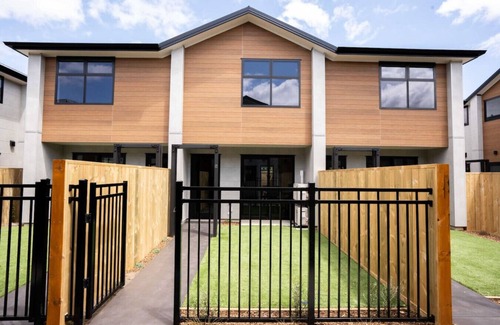 Lower Hutt Casa | The Biddle Haven: 2BR Retreat