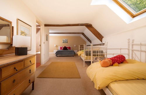 Rosevine Cabaña | The Big Barn - Sleeping 14 with a private hot tub