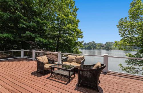 Berrien Springs Casa | The Big Blue Lakehouse