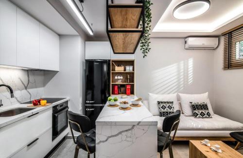 Heraklion Apartamento | The Big Little One. Stylish & convenient apartment