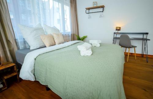 Ulm Apartamento | THE BIG MÜNSTER für bis zu 12, Whirlpool, Sauna, zentral, Tischfußball, Balkon, Gasgrill