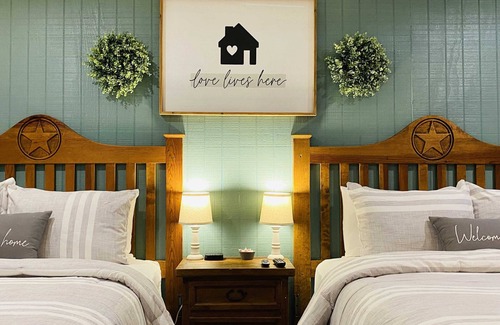 Amarillo Apartamento | The Big Texan Airbnb!*Free 72oz Steak*