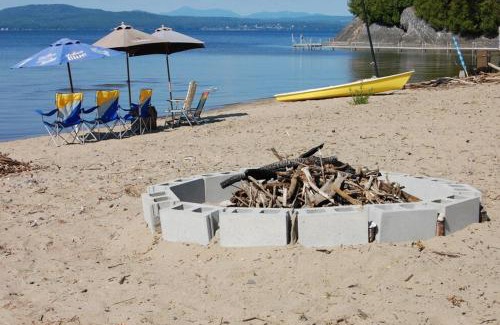 Malletts Bay Casa | The Big Yellow Camp