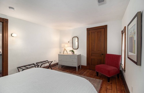 Grand Rapids Apartamento | " The Bird's Nest" - a lovely downtown apartment with vintage charm in downtown