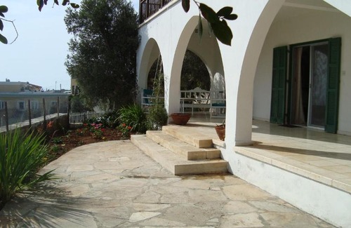 Episkopi Casa | The Bishops Seat