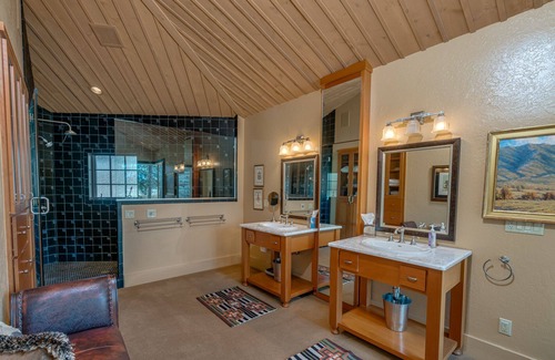 Stevensville Cabina | The Bitterroot Lodge