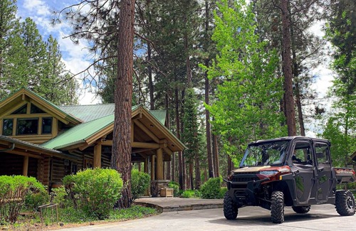 Grantsdale Cabina | The Bitterroot Mile Club Cabin Room on The Bitterroot River