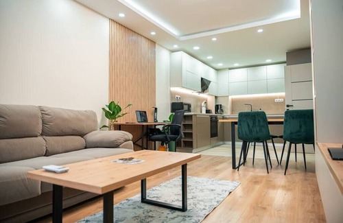 Plovdiv Center Apartamento | The BizHub | FREE Gym Pass | Center