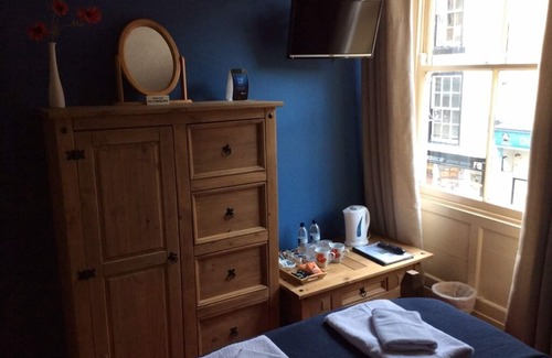 Whitby Hotel | The Black Horse Inn