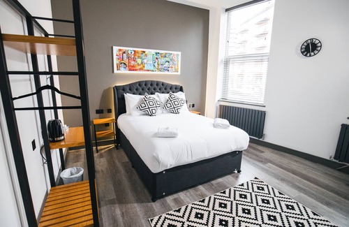 Manchester City Centre Hotel | The Black Lion Hotel
