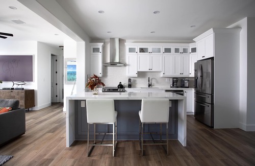 Sugarloaf Shores Casa | THE BLACK MARLIN - 3 BEDROOM / 2.5 BATHROOM WITH POOL & TIKI HUT