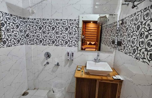 Banjar Hotel | The Black Morel Hotel & Restaurant