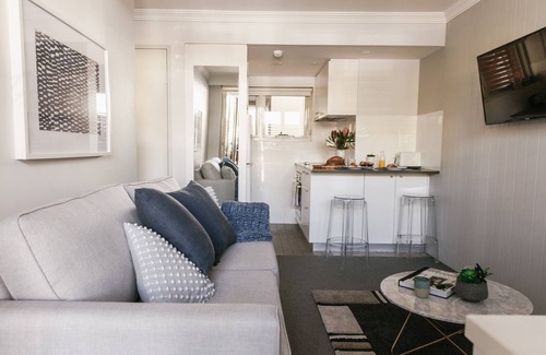 Randwick Hotel | The Blenheim Randwick