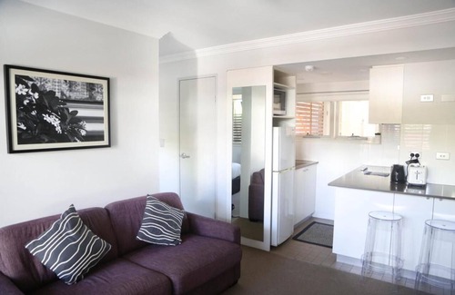 Randwick Hotel | The Blenheim Randwick