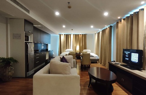 Asoke Hotel | The Bless Hotel and Residence