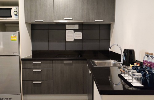 Asoke Hotel | The Bless Hotel and Residence