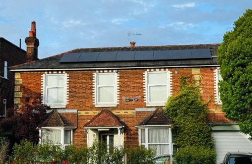 Southampton City Centre Casa | The Bliss 9 Home Stay, En-suite, Self check in with smart lock, Non Smoking Home in and out, Zero tolerance for noise after 11pm