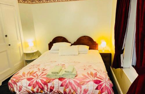 Southampton City Centre Casa | The Bliss 9 Home Stay, En-suite, Self check in with smart lock, Non Smoking Home in and out, Zero tolerance for noise after 11pm