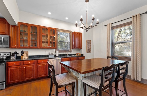 Petersburg Casa | The "Blissful Bungalow” your home away from home.