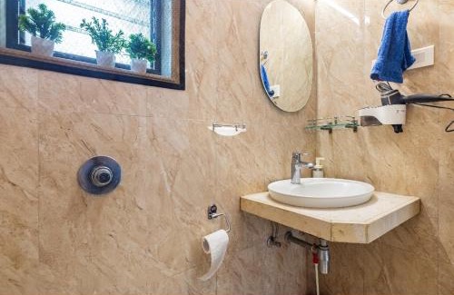 Santacruz West Apartamento | The Blue Abode! Premium 1Bhk Santacruz West