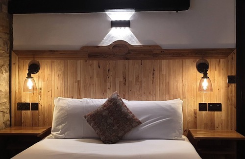 Temple Grafton Hotel | The Blue Boar