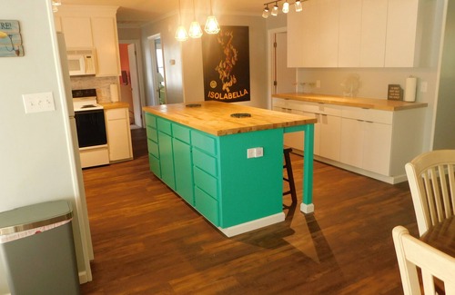 Eutawville Casa | The Blue Canoe Lodge – The perfect destination for family, fishermen & golfers!