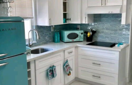 Liberty City Casa | The Blue Casita-Miami Design District