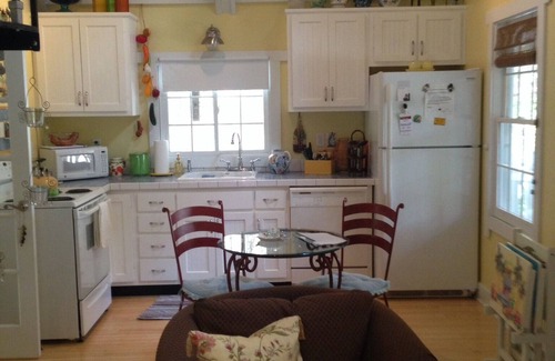 Trenton Cabaña | The Blue Cottage Rental - The Perfect Lookout Mountain Getaway