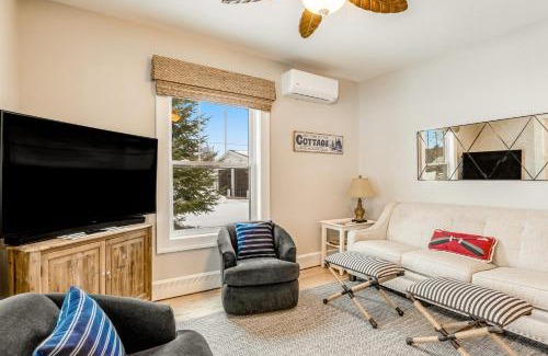 Minocqua Casa | The Blue Cottage