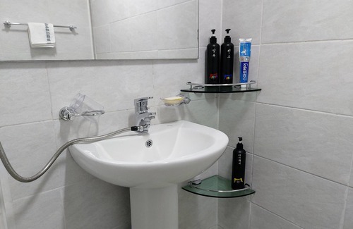 Jeonju Casa | The Blue Cradle